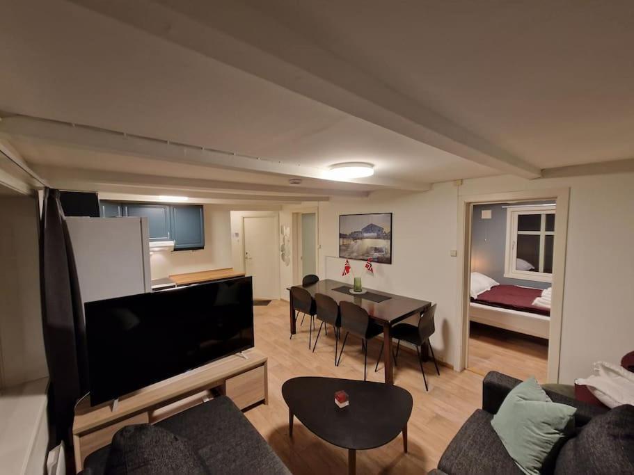 Apartment Next To The Bridge Tromso Luaran gambar